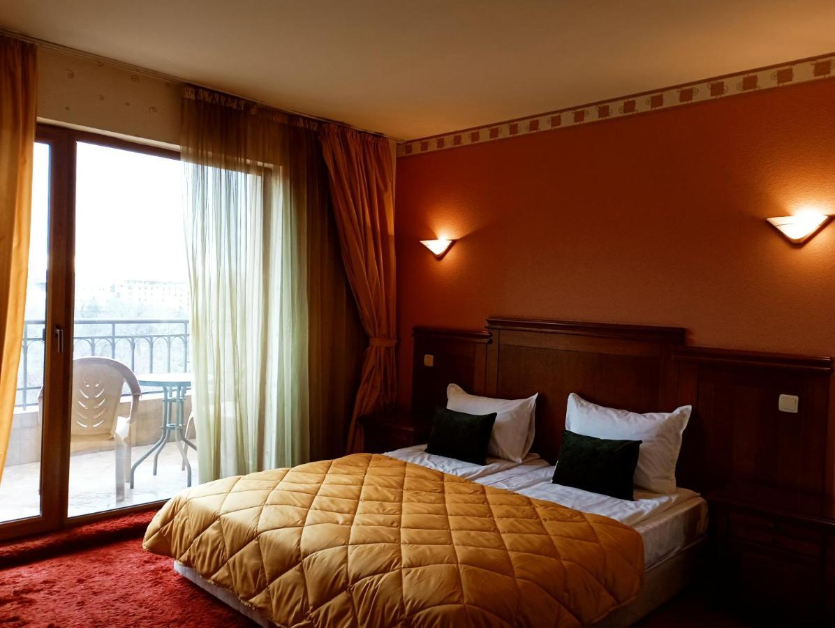 וליקו טורנובו Hotel Bolyari מראה חיצוני תמונה