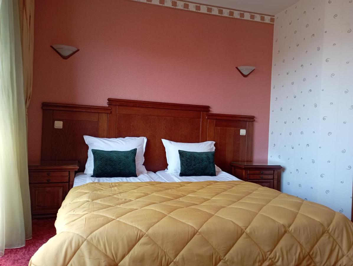 וליקו טורנובו Hotel Bolyari מראה חיצוני תמונה