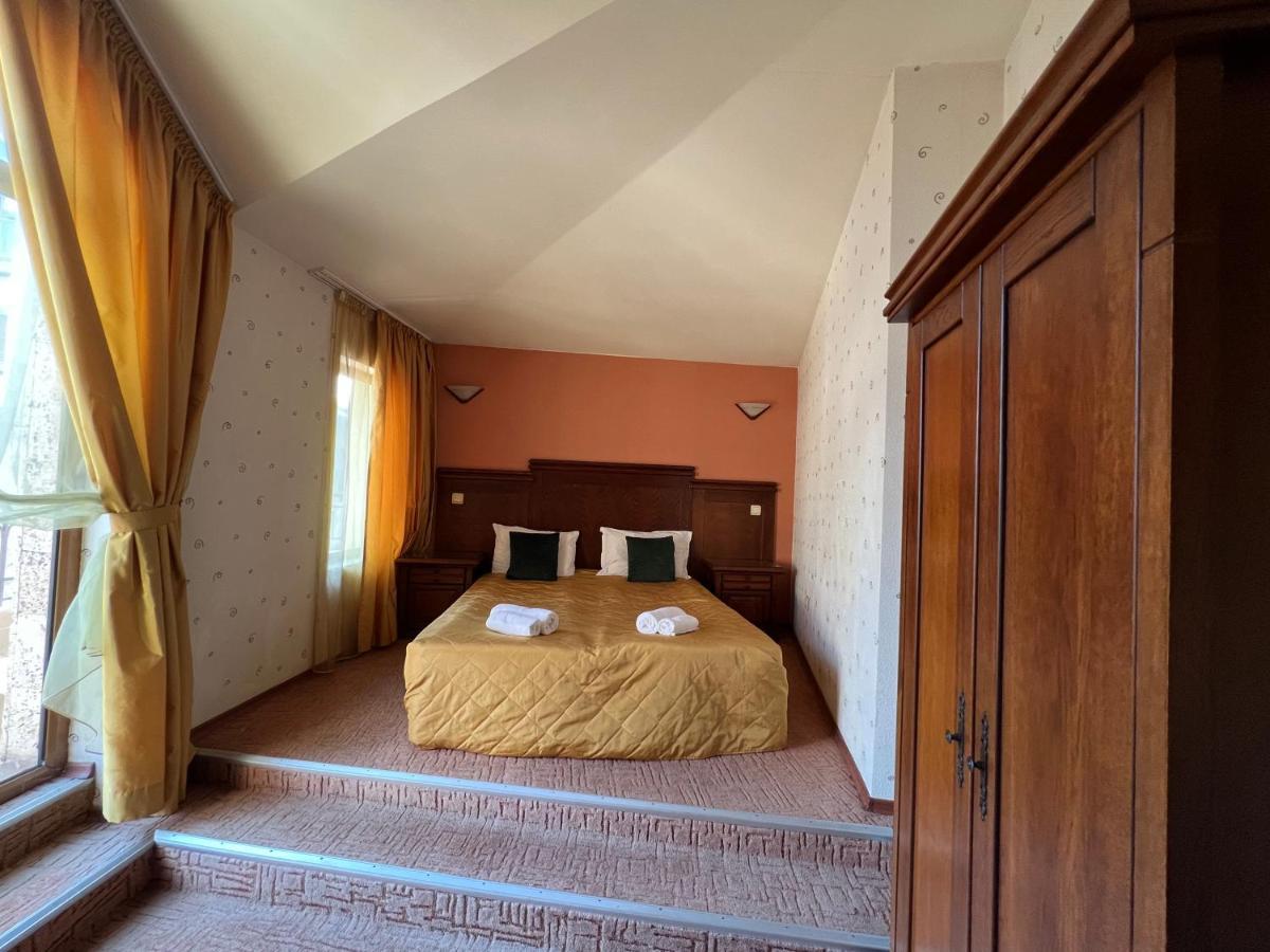 וליקו טורנובו Hotel Bolyari מראה חיצוני תמונה