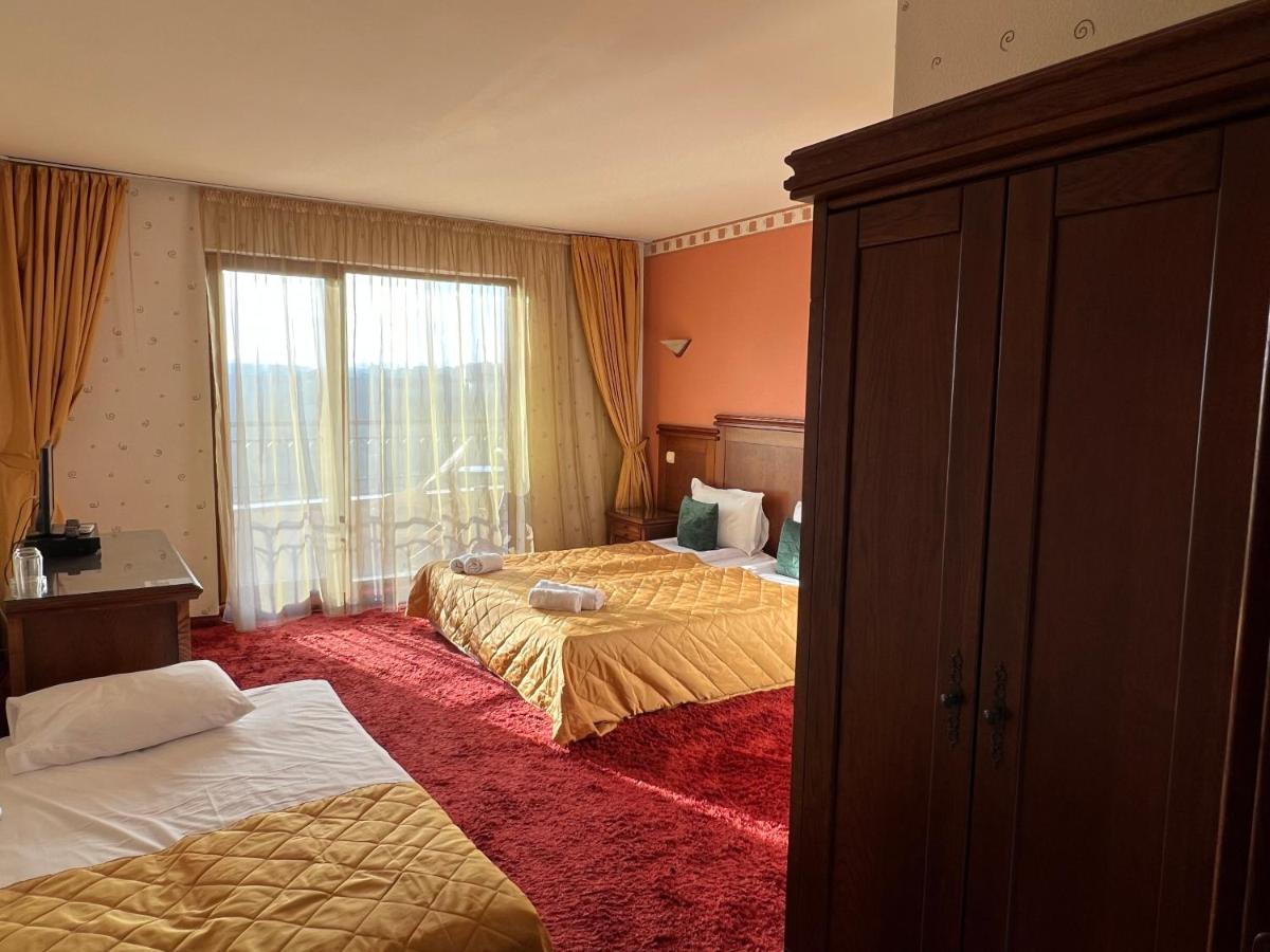 וליקו טורנובו Hotel Bolyari מראה חיצוני תמונה