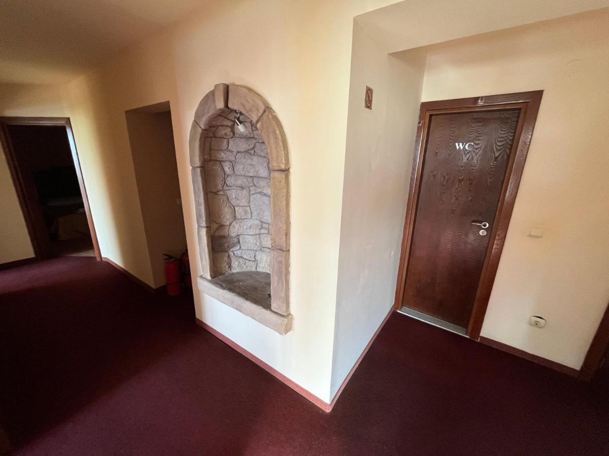 וליקו טורנובו Hotel Bolyari מראה חיצוני תמונה