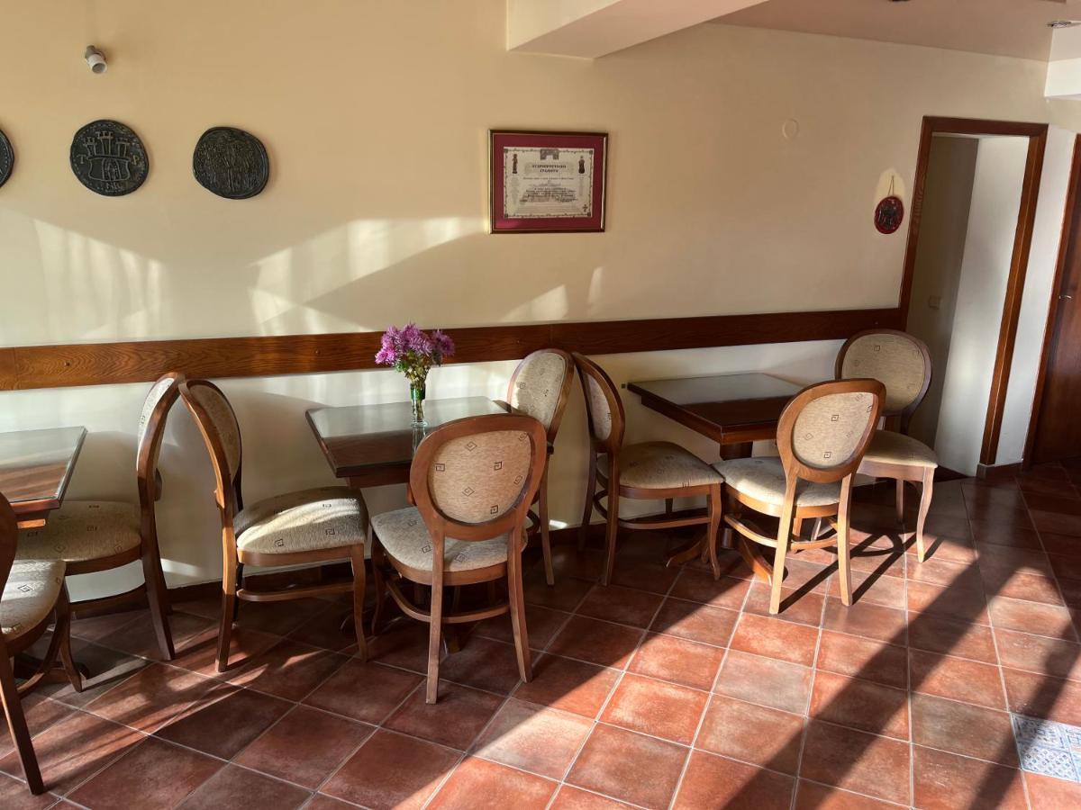 וליקו טורנובו Hotel Bolyari מראה חיצוני תמונה